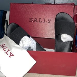 Mens slides